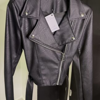 Chaqueta poli piel negro